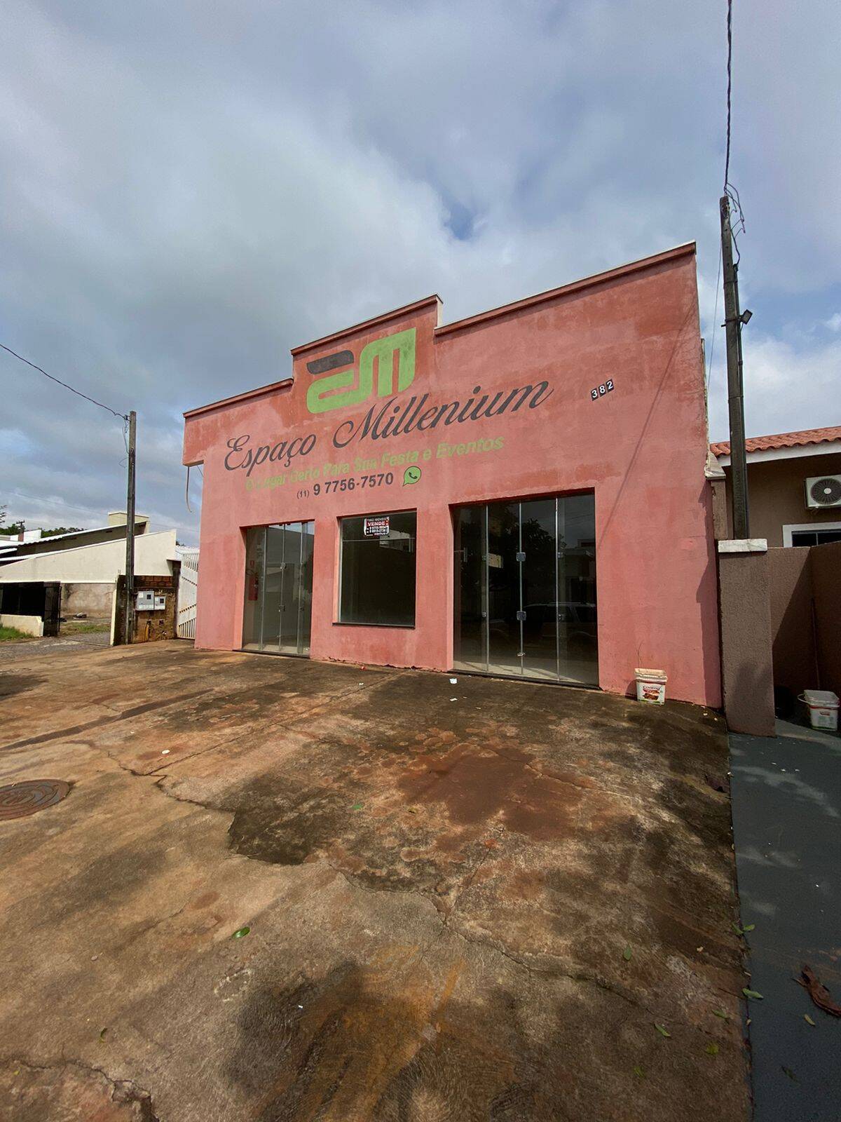 Sala-Conjunto, 184 m² - Foto 1