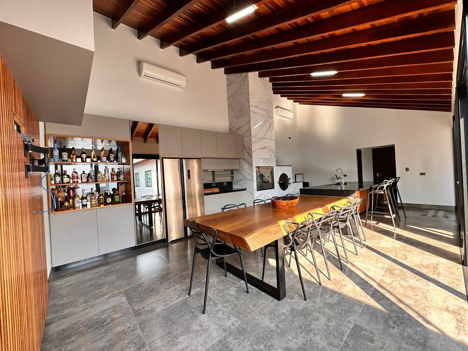Casa, 3 quartos, 183 m² - Foto 1