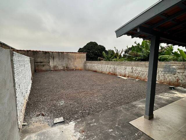 #302 - Casa para Venda em Altônia - PR - 2